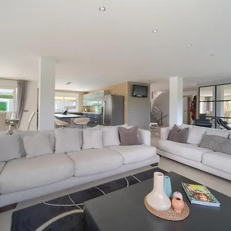 Uno Villa Sitio de Calahonda